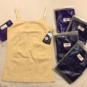 Empetua Scoop Neck Cami